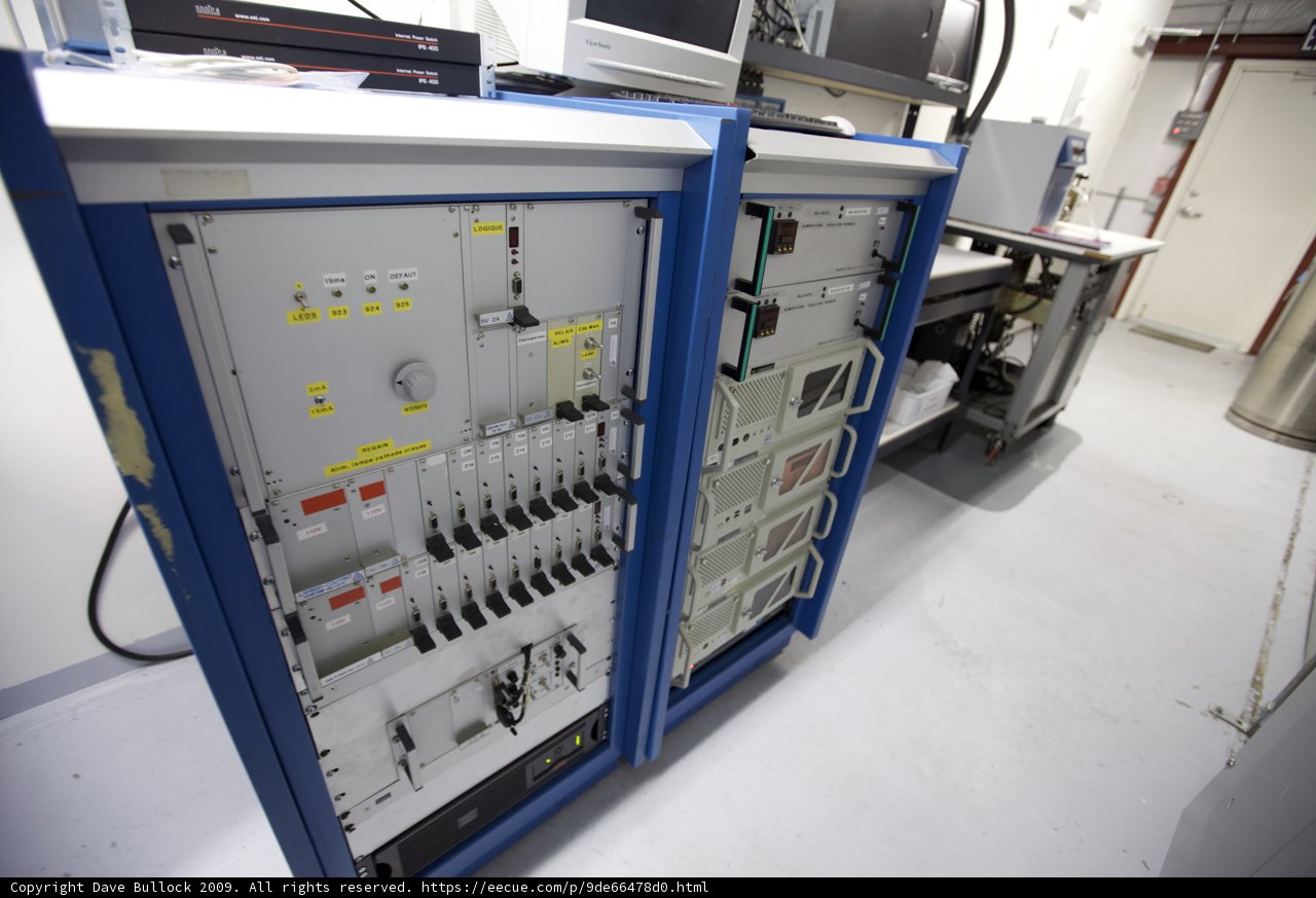 High-Tech Workshop Machine