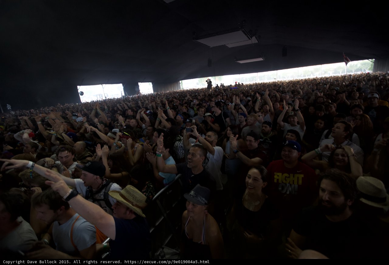 Sahara Tent Massive Crowd
