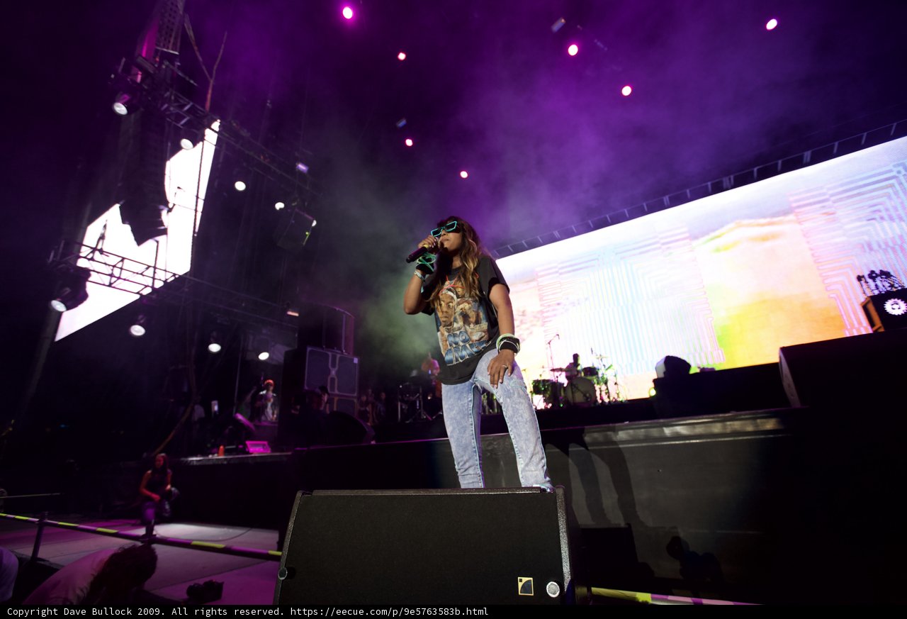 Spotlight on the Star Singer