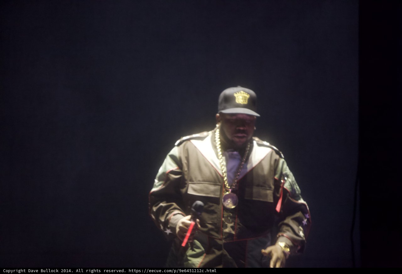 Solo Performance in Military-Inspired Attire