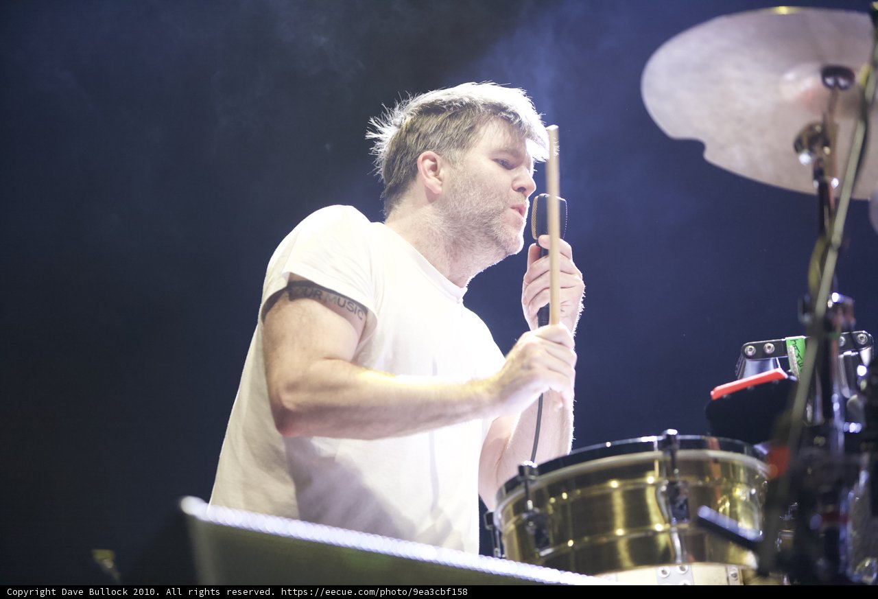 James Murphy's Electric Performance on Drums