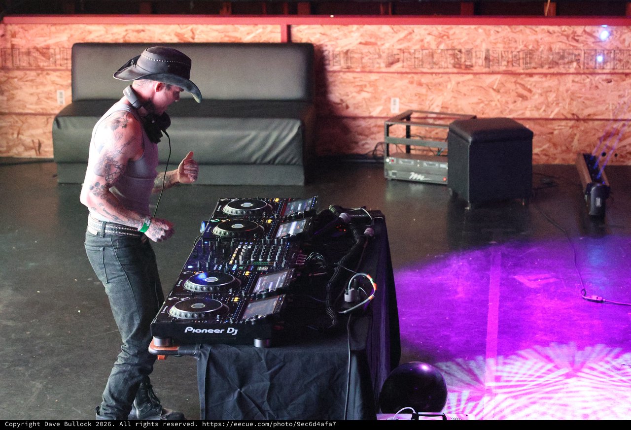 Tattooed DJ Rocks Pioneer Decks at Wobbleland Festival
