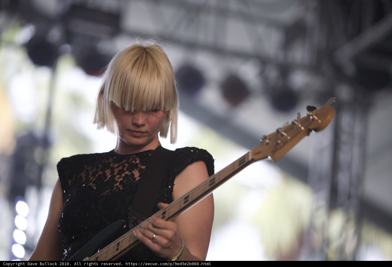 Rockin' Out on Electric Strings