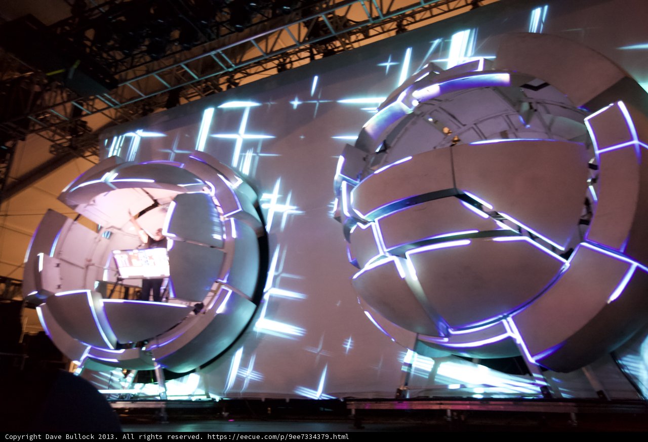 Illuminating Spheres
