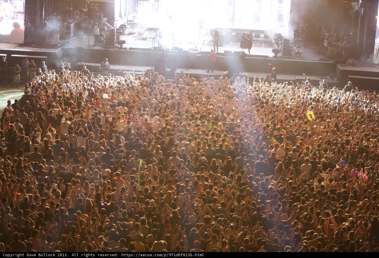 A Sea of Fans at Coachella Weekend 1