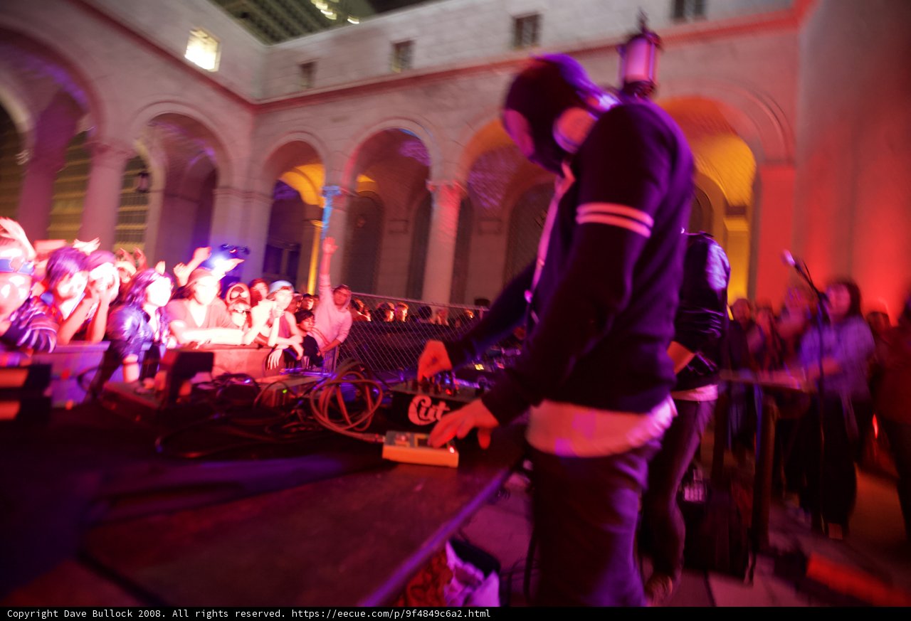 Detour Concert: Urban Music Performer
