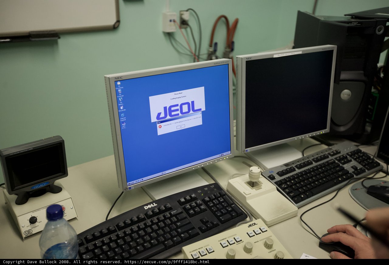 Dual-Monitor Workstation