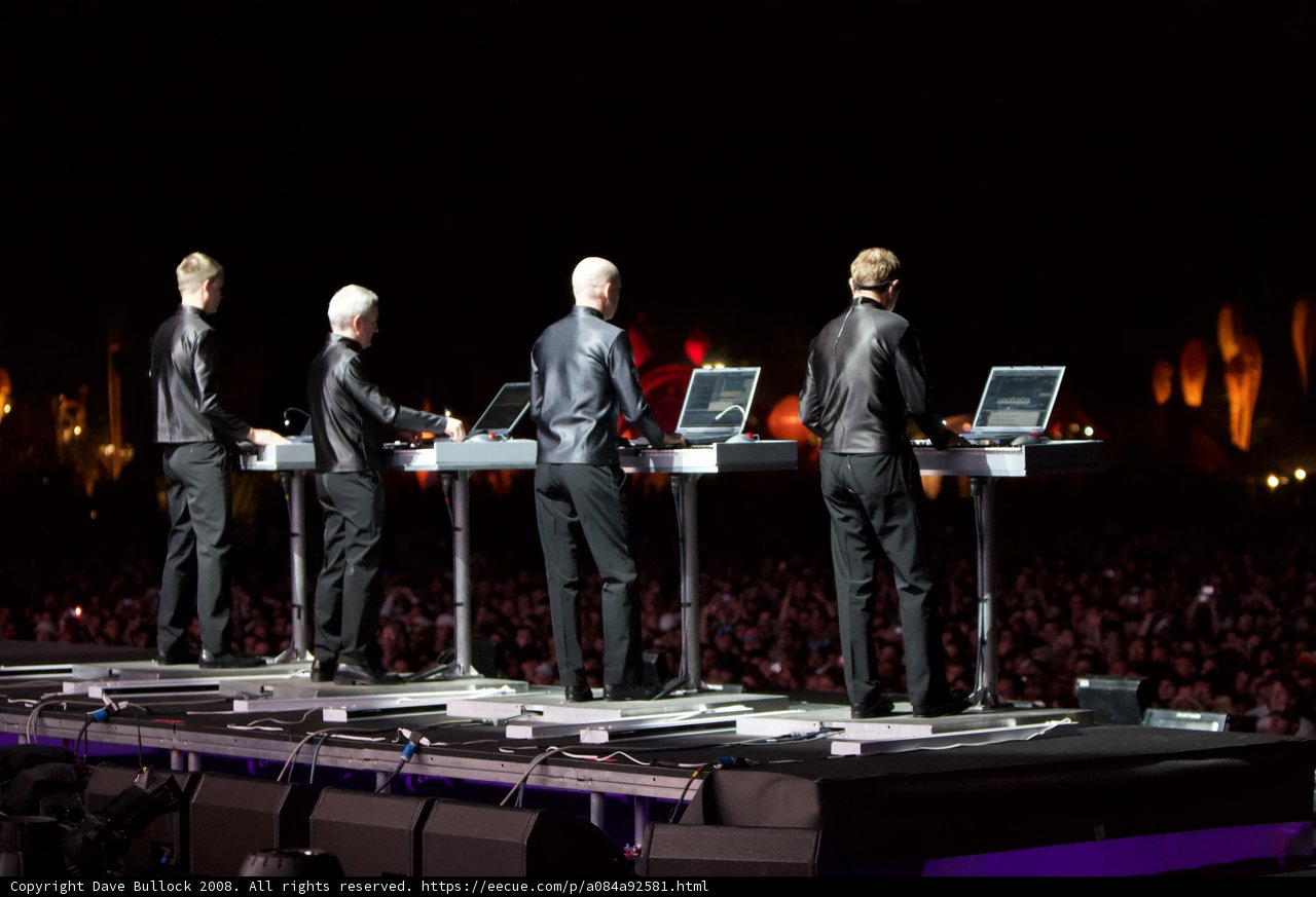 Tech-Savvy Quartet Rocks the Stage