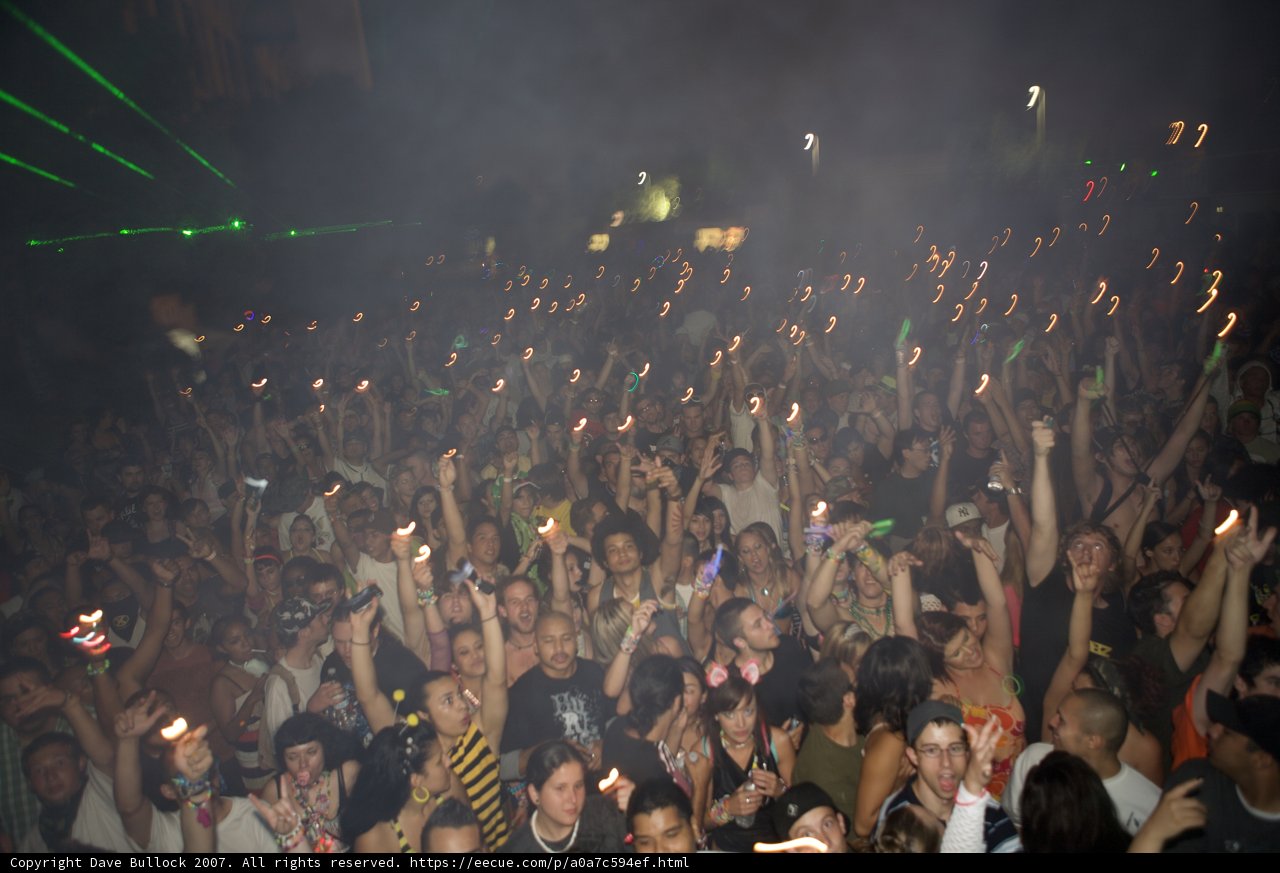 EDC 2007 Crowd Goes Wild