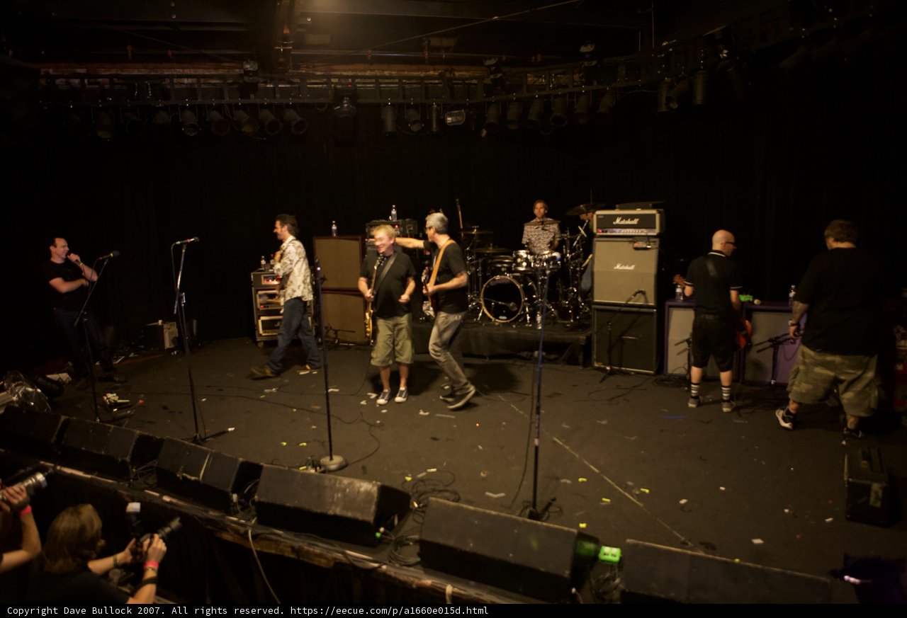 Bad Religion Rocks the Glasshouse