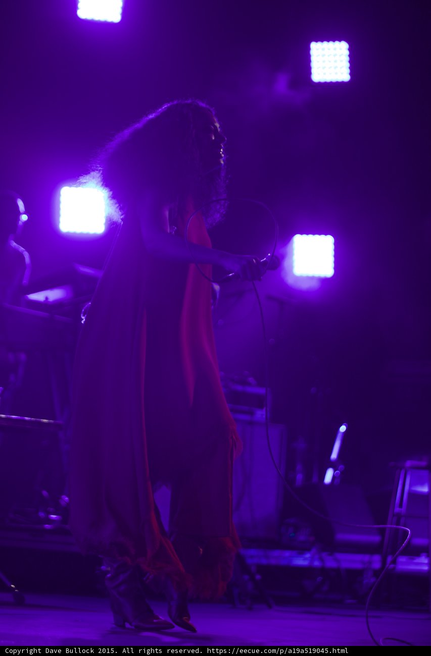 Solange Silhouette Three Cube Lights Purple Haze