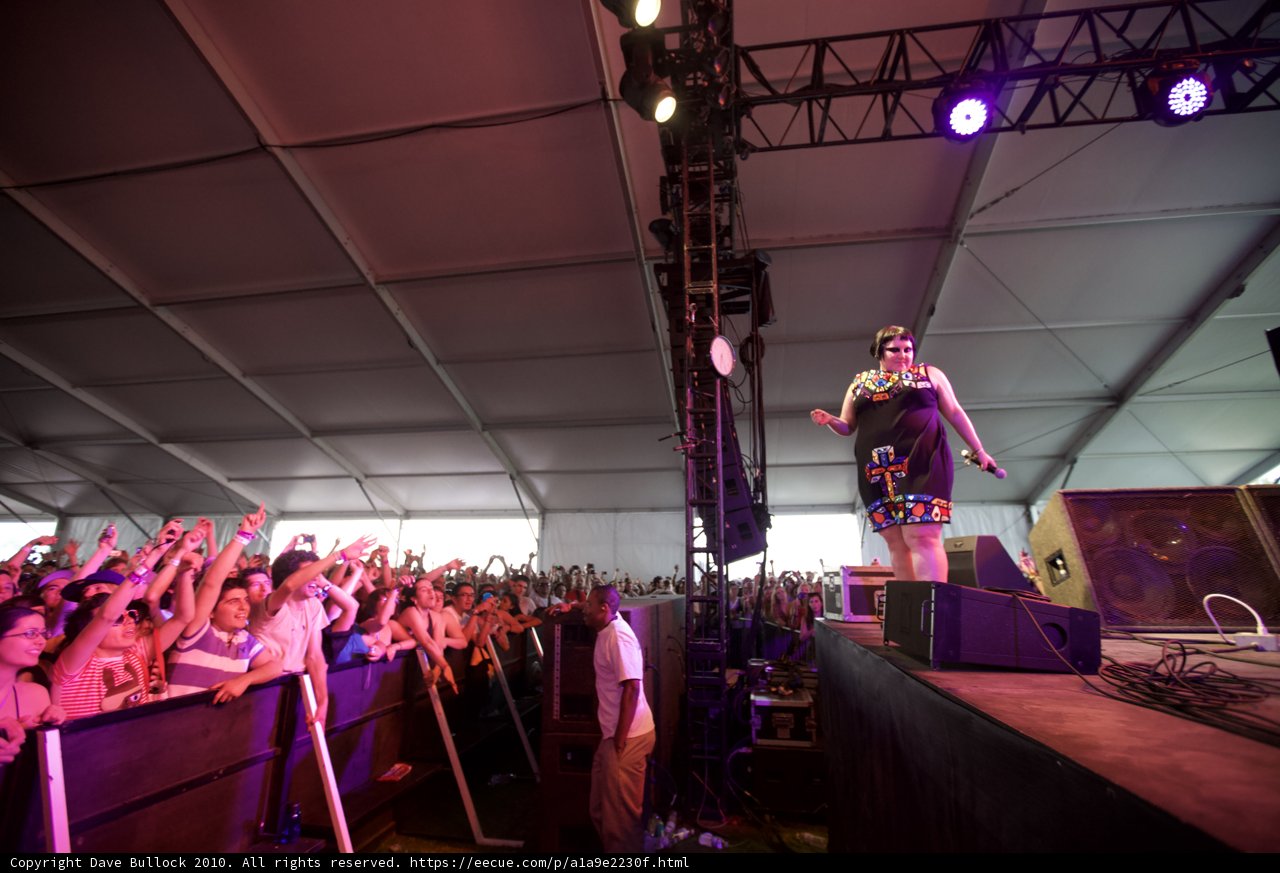 Beth Ditto Rocks the Crowd at Coachella 2010