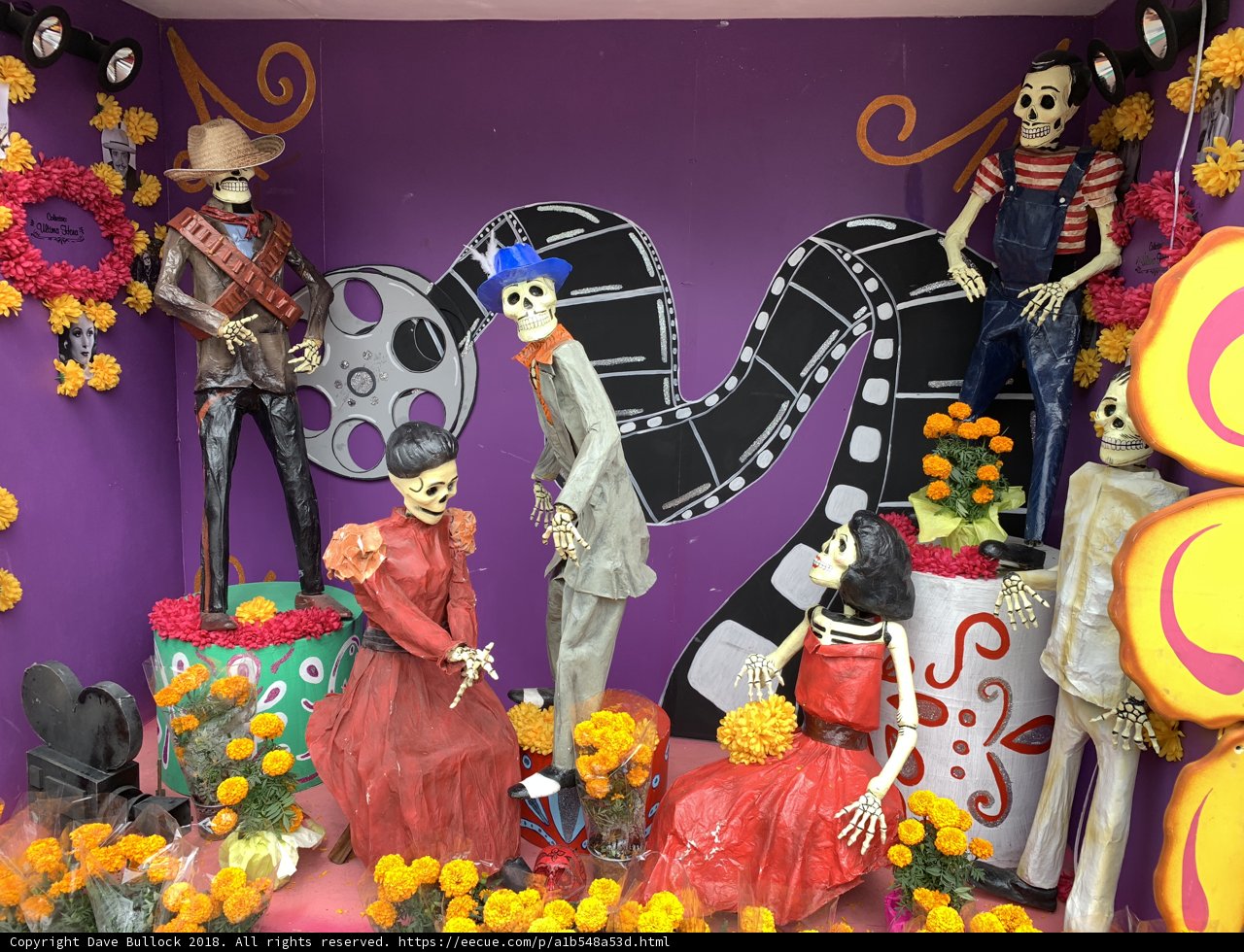 Day of the Dead Ofrenda Display