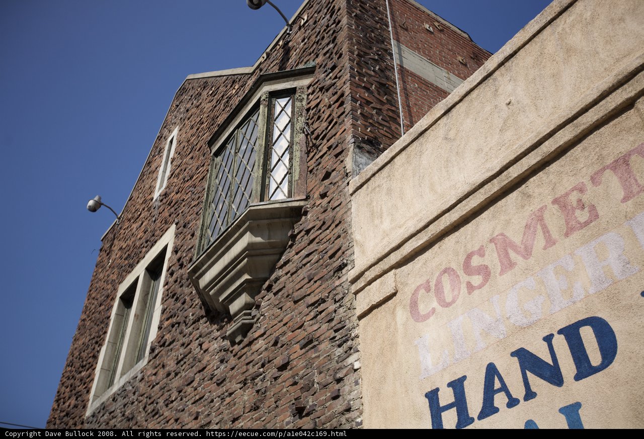 Cosmetics and Handiwork Building