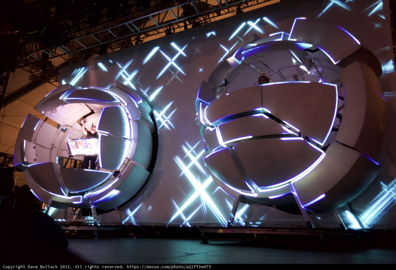 Illuminating the Stage