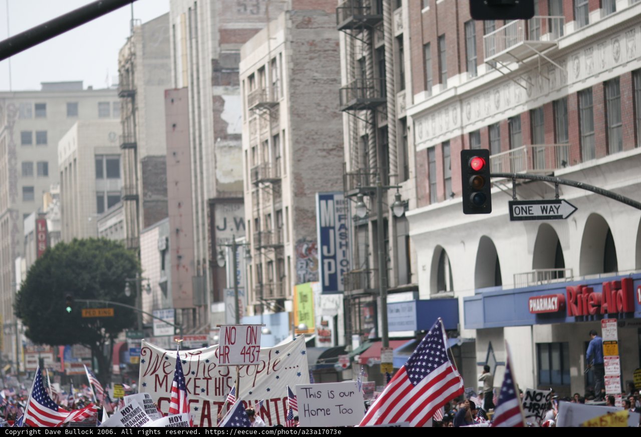 Patriotic stroll in the heart of Metropolis