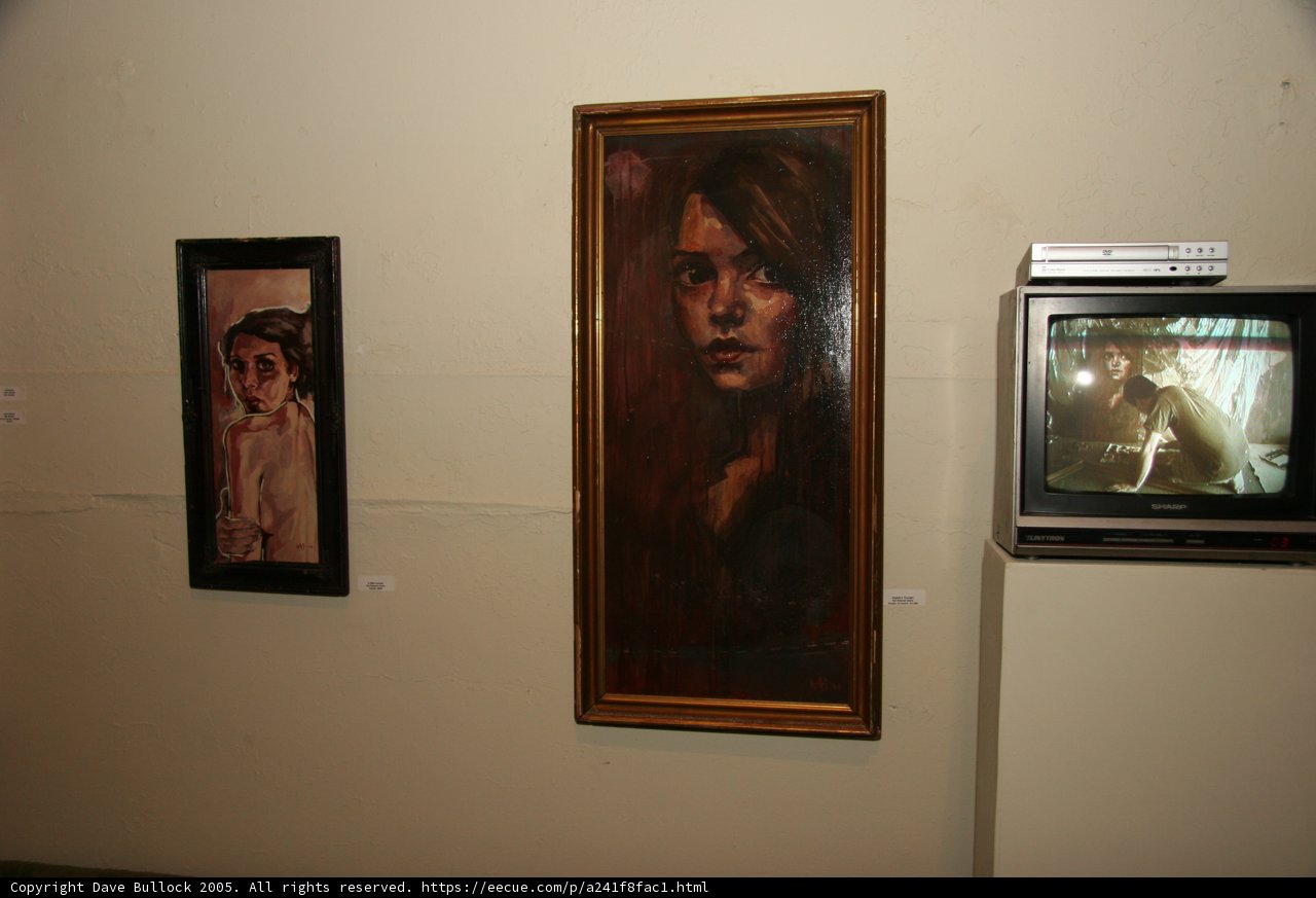 The Dual Display of Elizabeth Siddal's Art