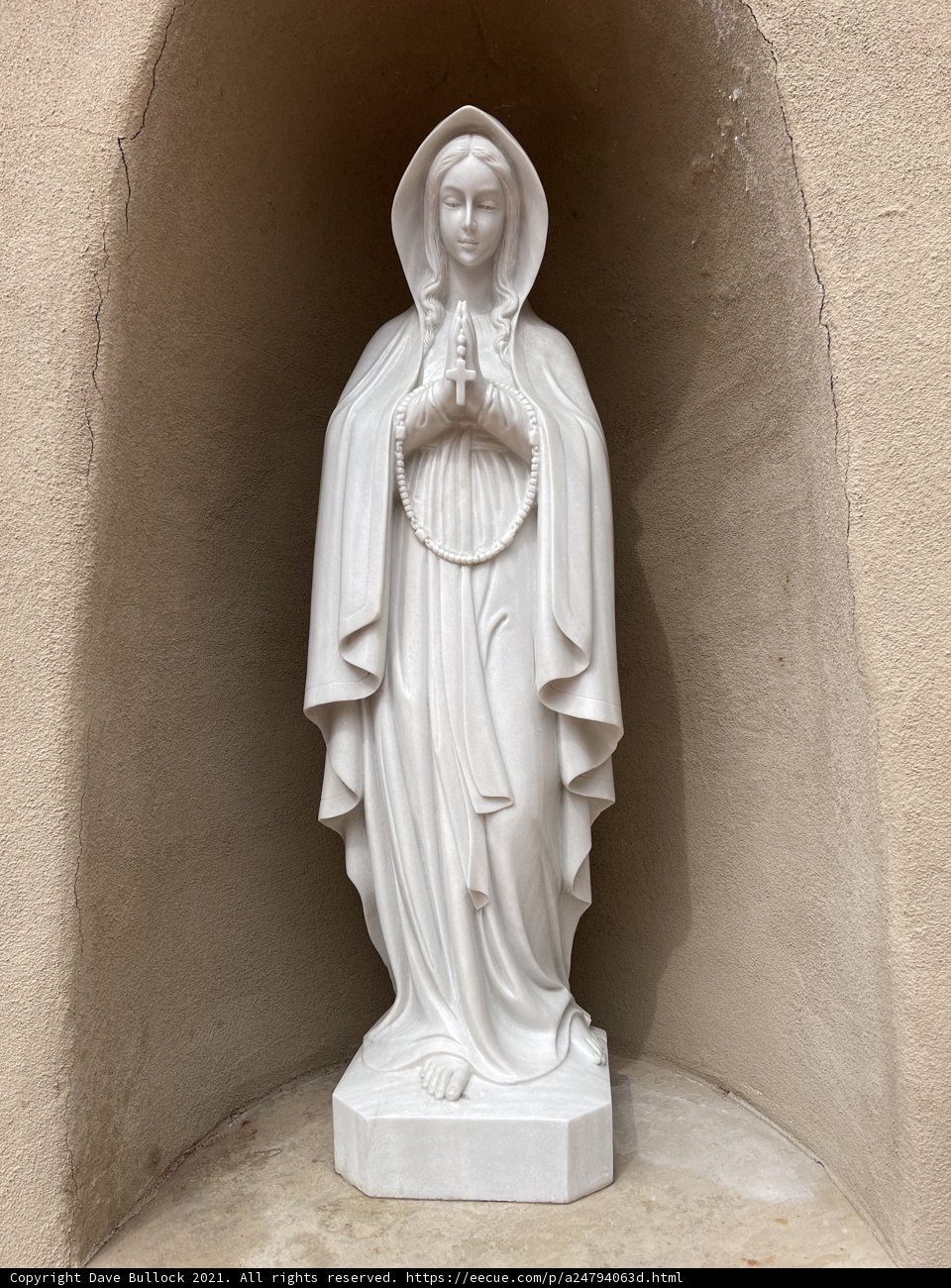 A Praying Mary Statue in Santa Fe Monastery