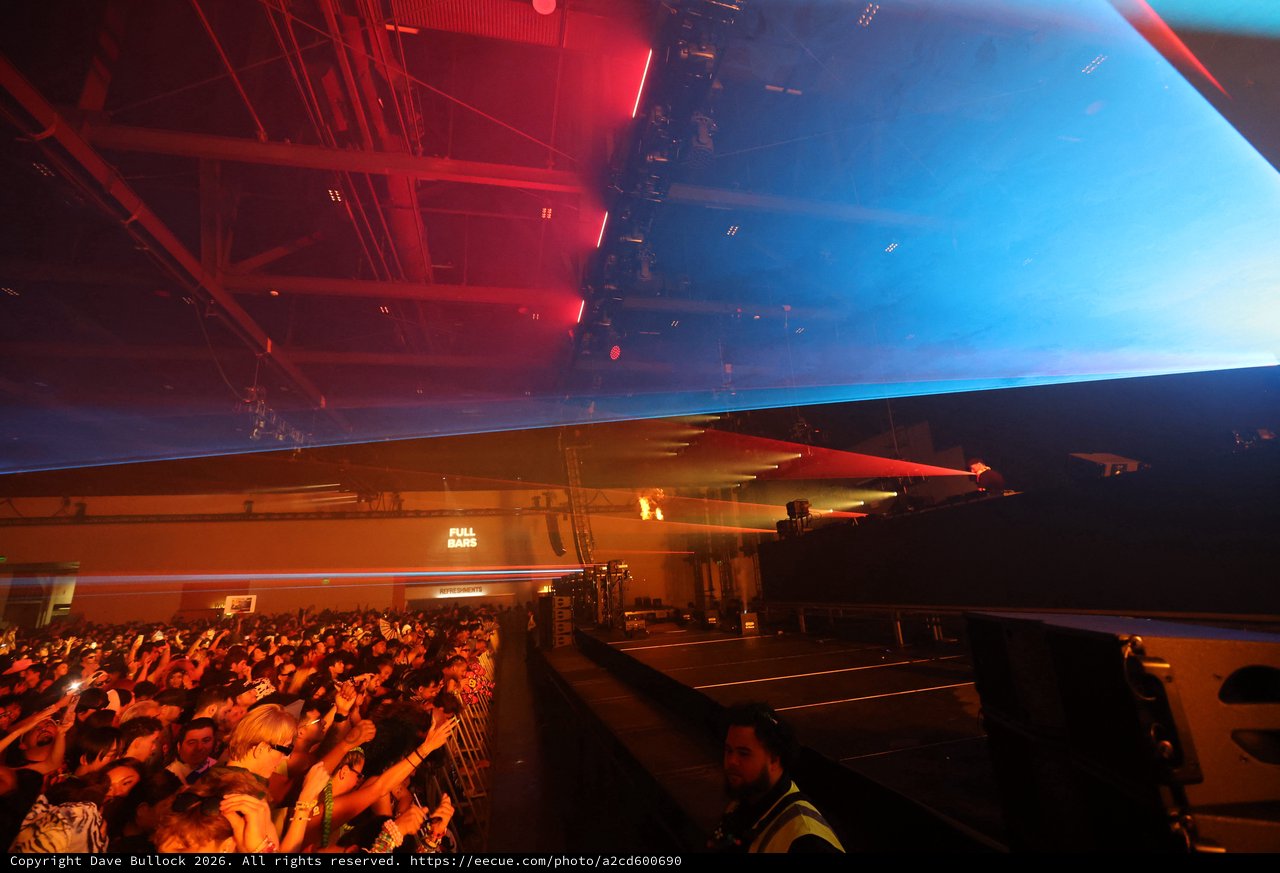 Massive Crowd Surges at Wobbleland 2026 Concert