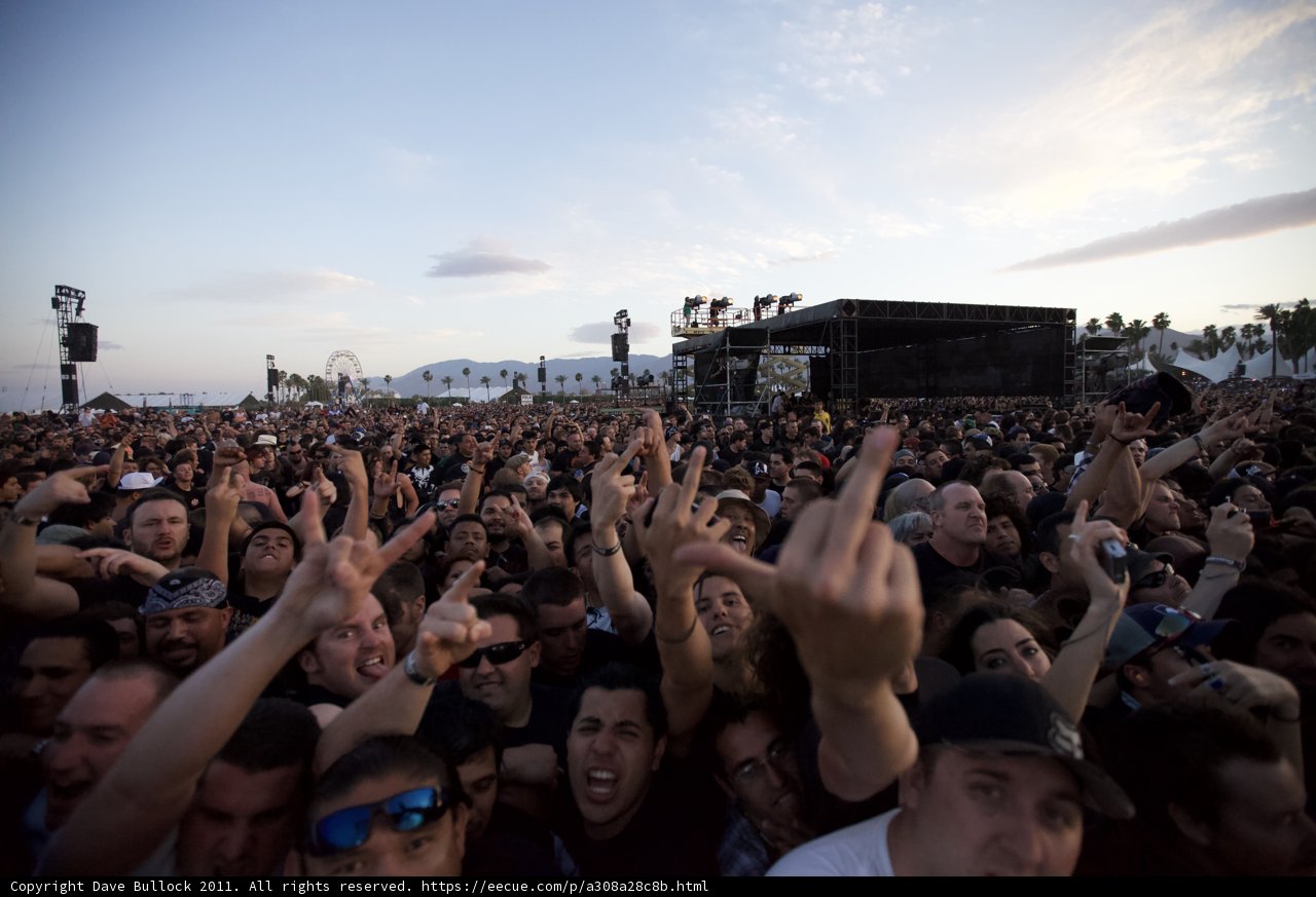 Big Four Concert Crowd Goes Wild