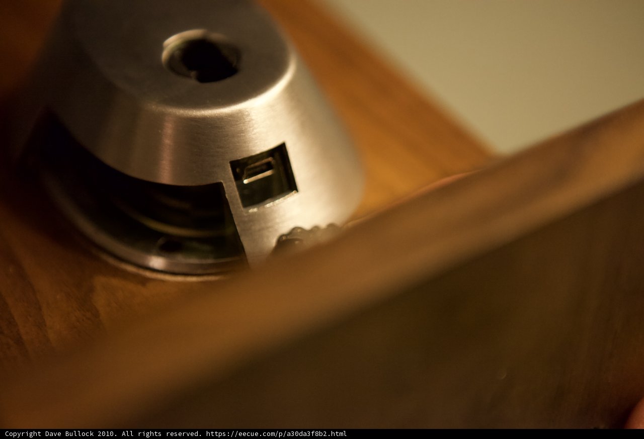 Wooden Hand-Adapter for Electronics