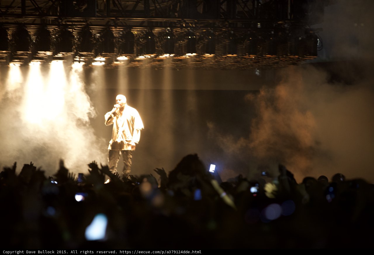 Kanye West Dual Fog Glow