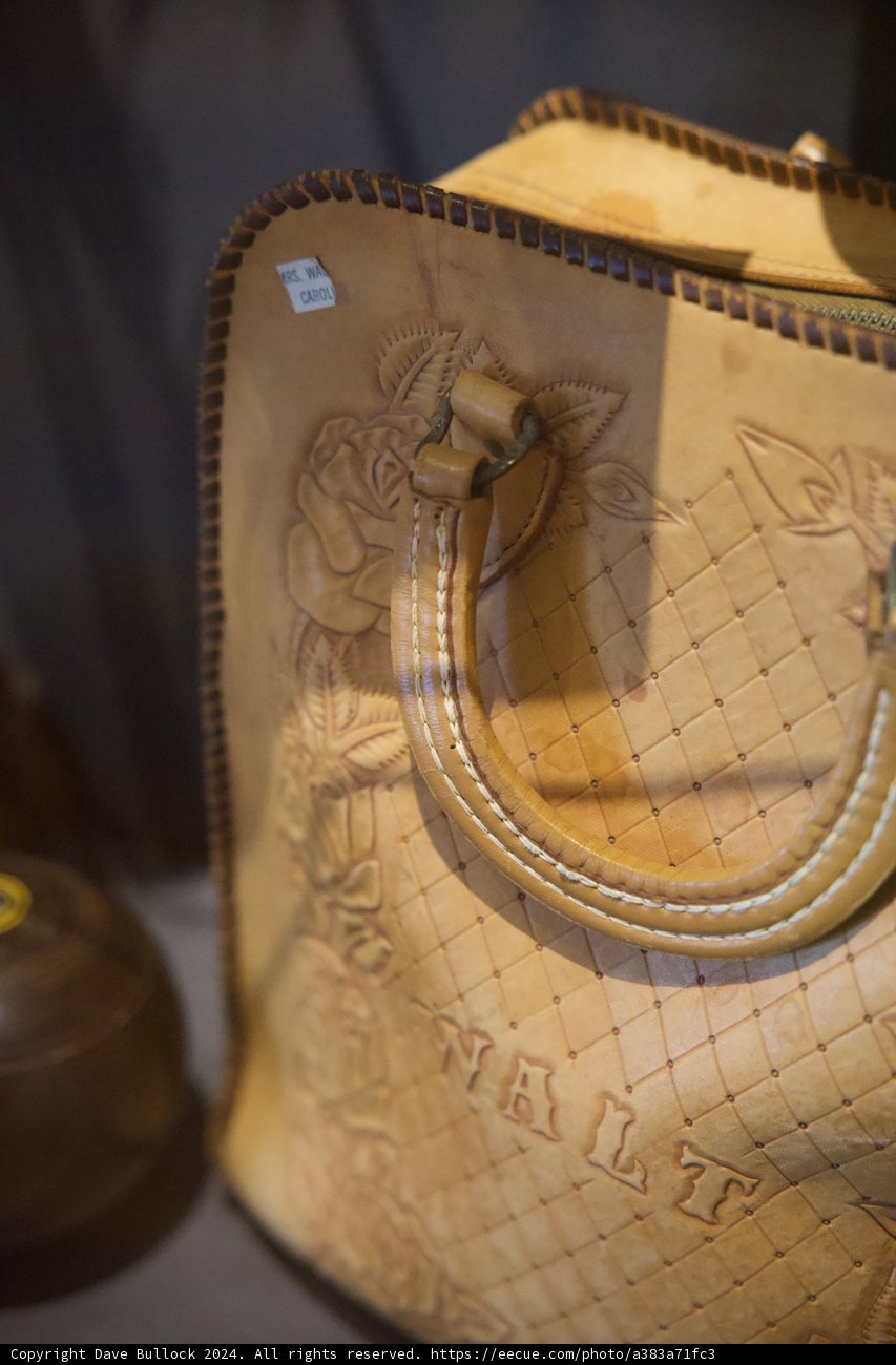 Exquisite Handmade Purse Showcase