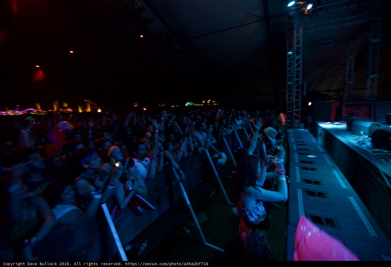 Electrifying Performance at Cochella 2010