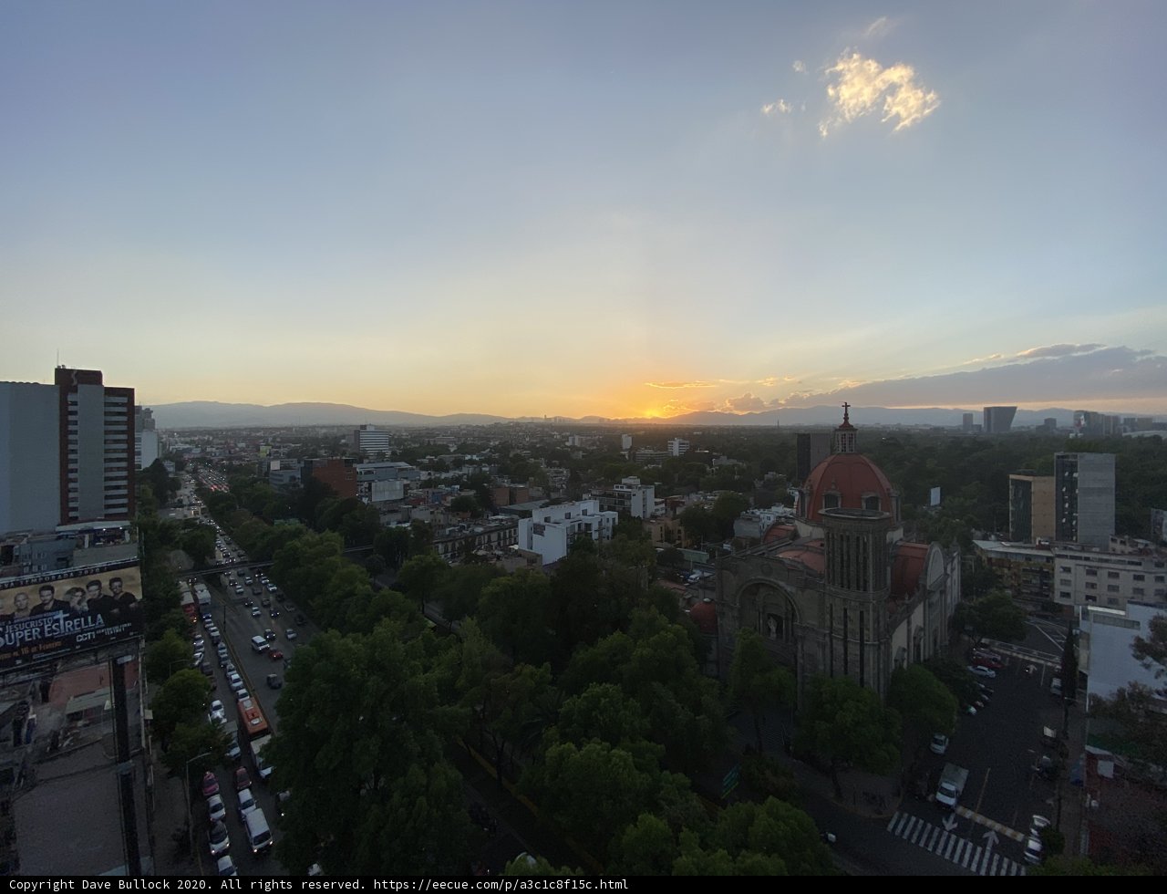 Urban Sunset over Cuauhtémoc