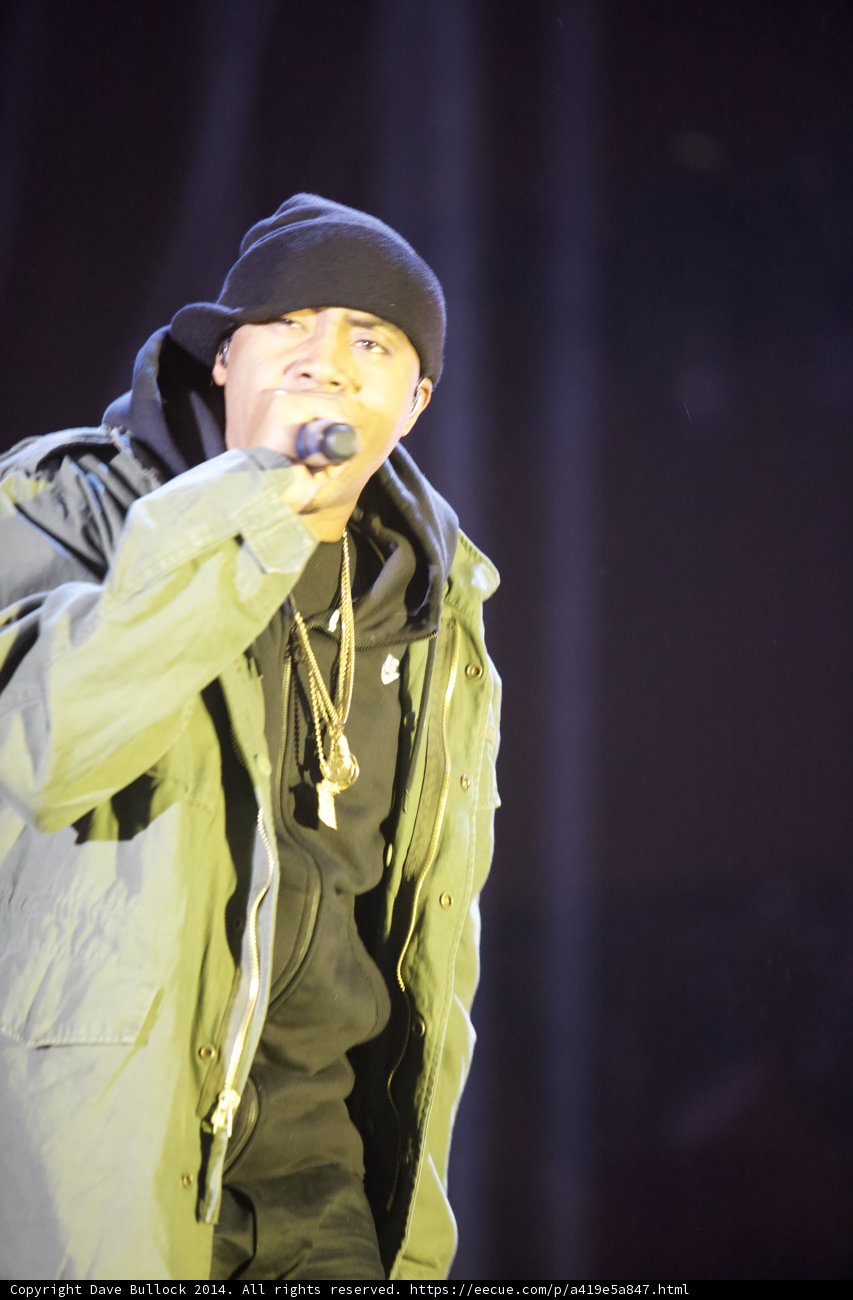 Nas Takes Center Stage in Green Jacket and Black Hat