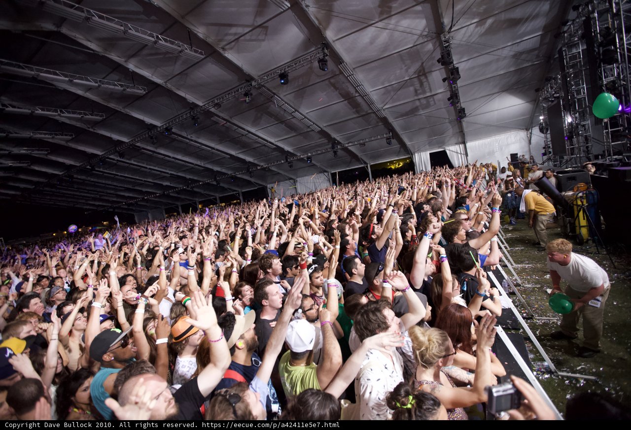 Coachella Crowd Goes Wild