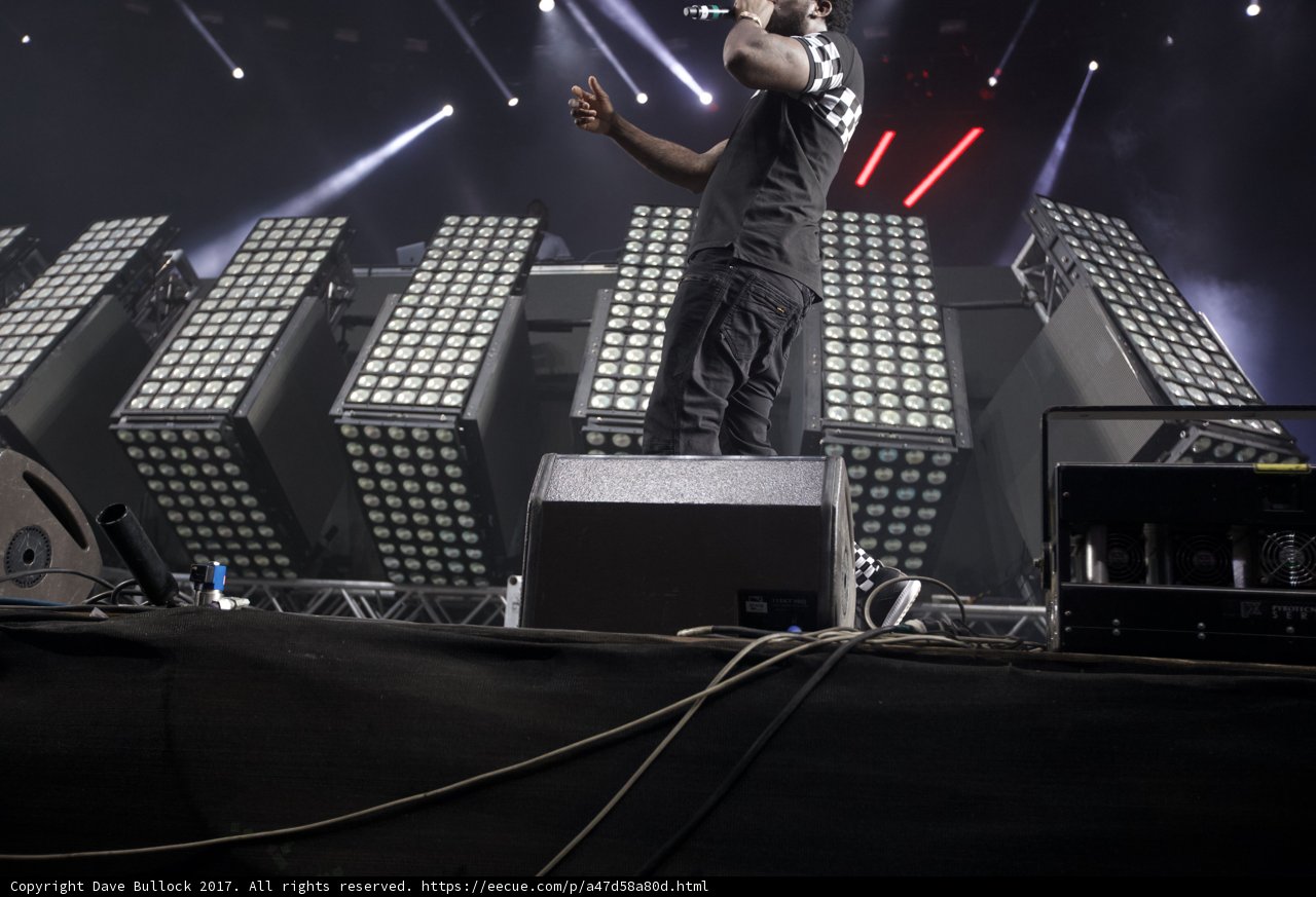 Rockin' the Stage