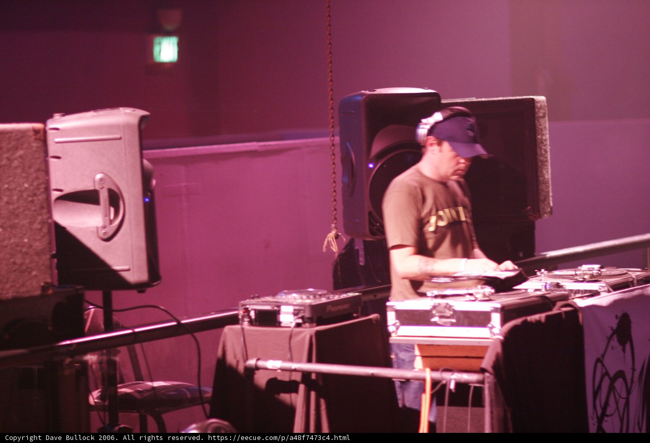 The Deejay's Groovy Vibes