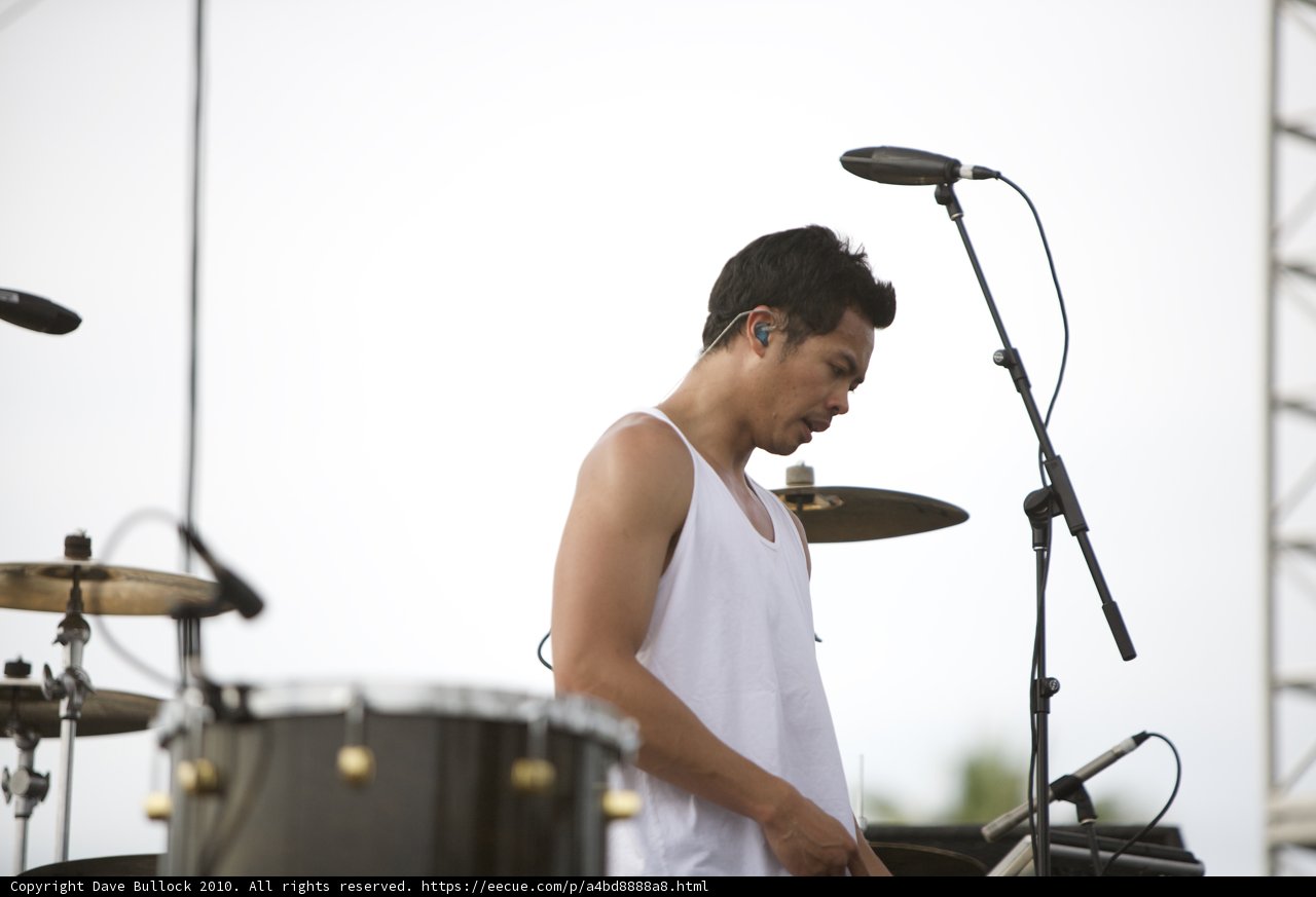 Drumming in White