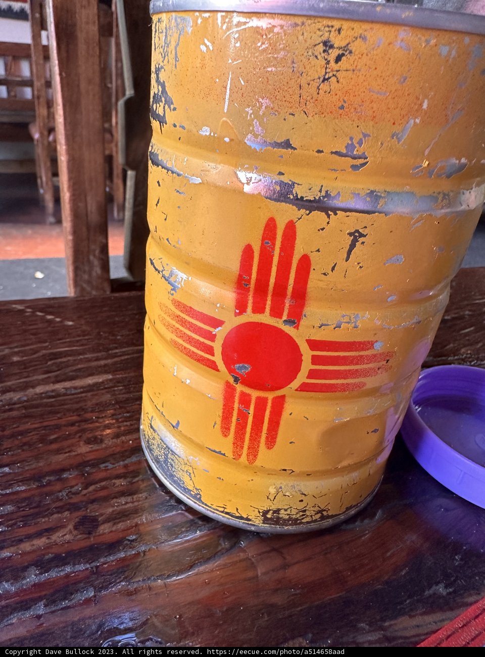 Splash of Color in Everyday Objects