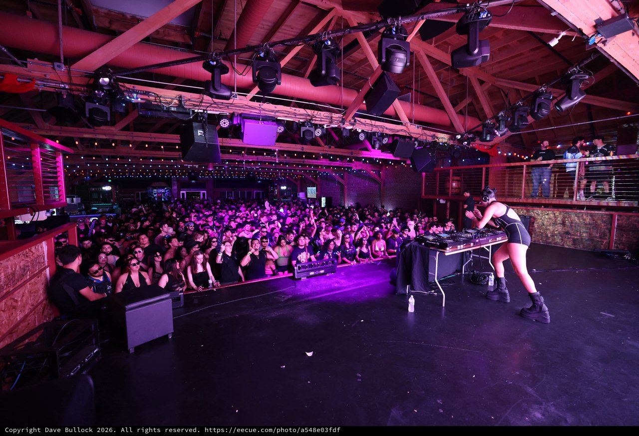 DJ Ignites Packed Crowd at Wobbleland 2026