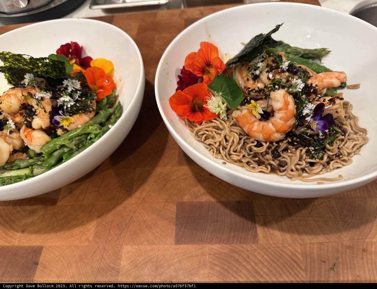 A Taste of the Sea: Shrimp and Noodle Delight