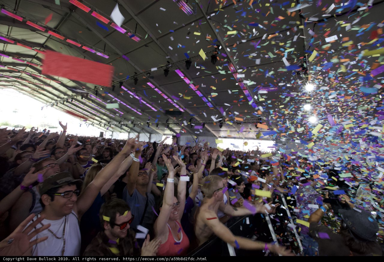 Confetti chaos at Cochella