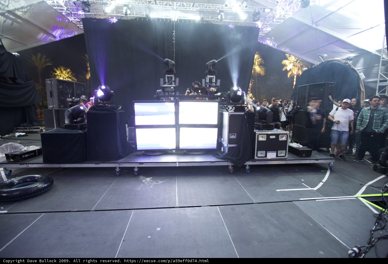 Steve Aoki Rocks Coachella 2009