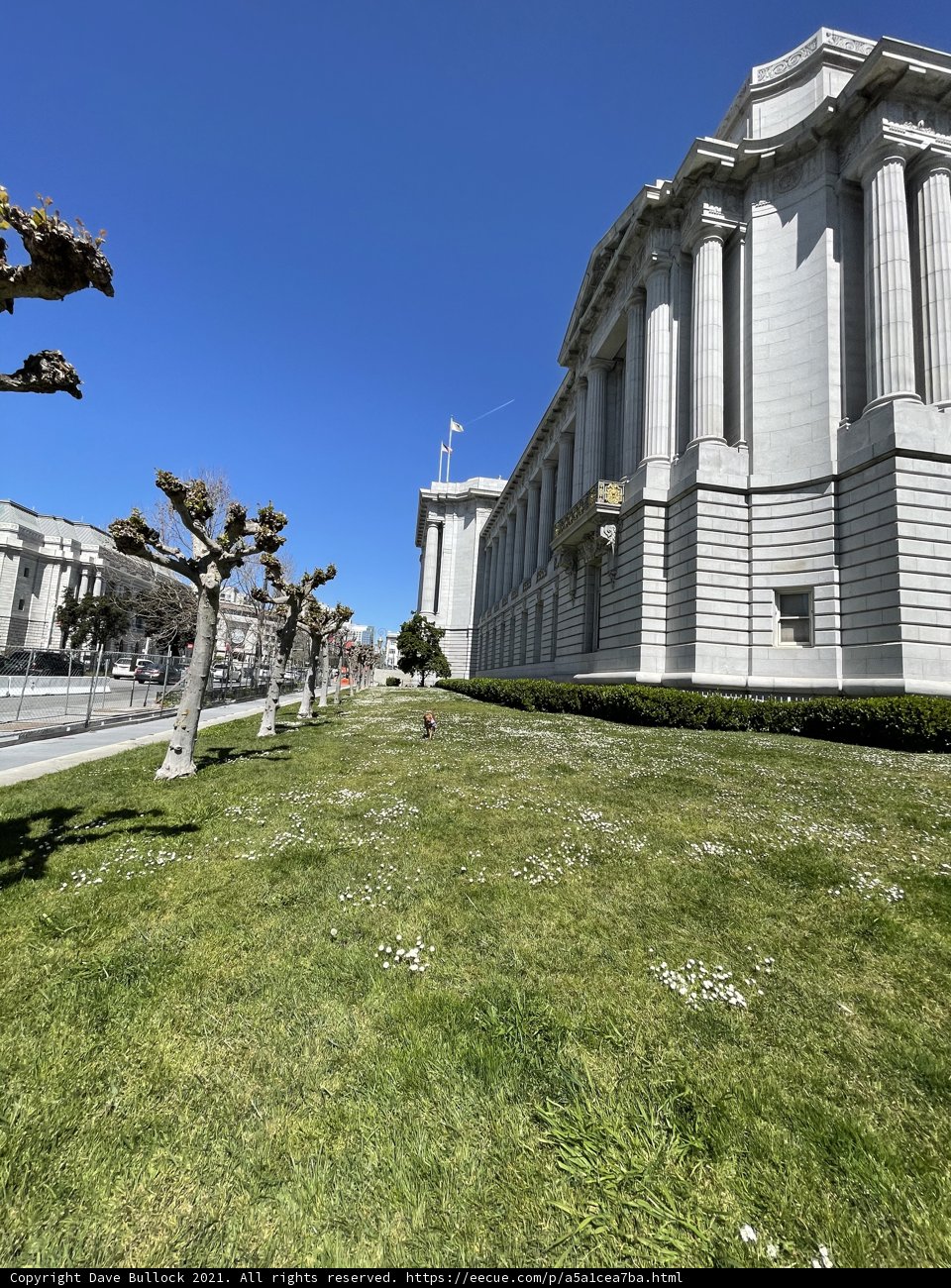 Front View of the San Francisco Museum of Modern Art