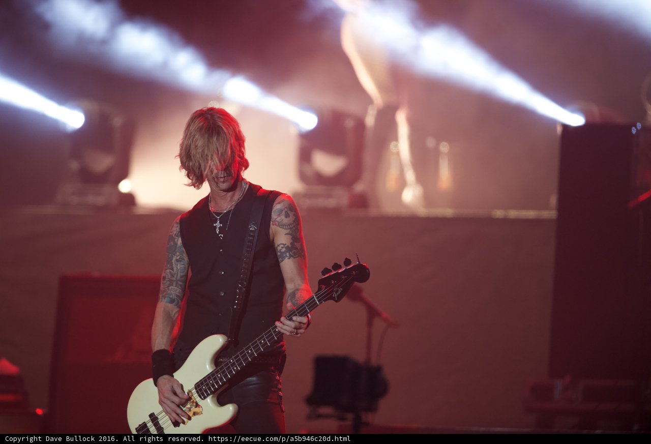 Randy Rhoads Rocks the Stage