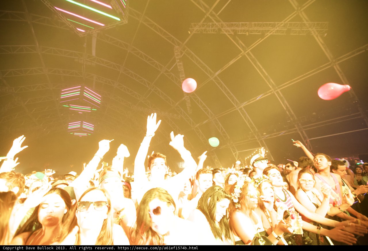 Hands Up for the Headliners