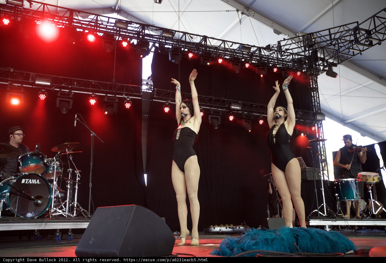 Stage Beauties