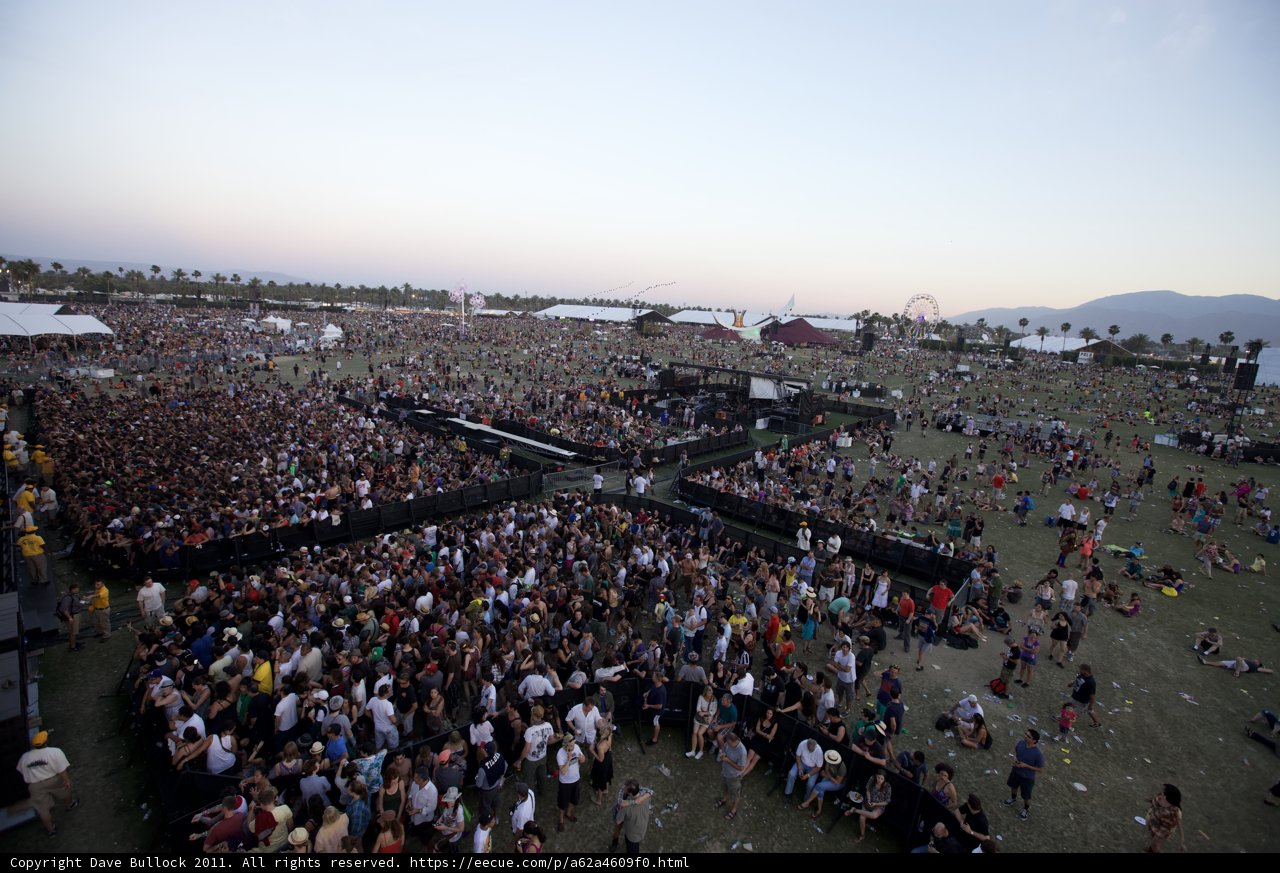 Coachella 2011: Kim Tai-chung Performs for a Thrilled Crowd