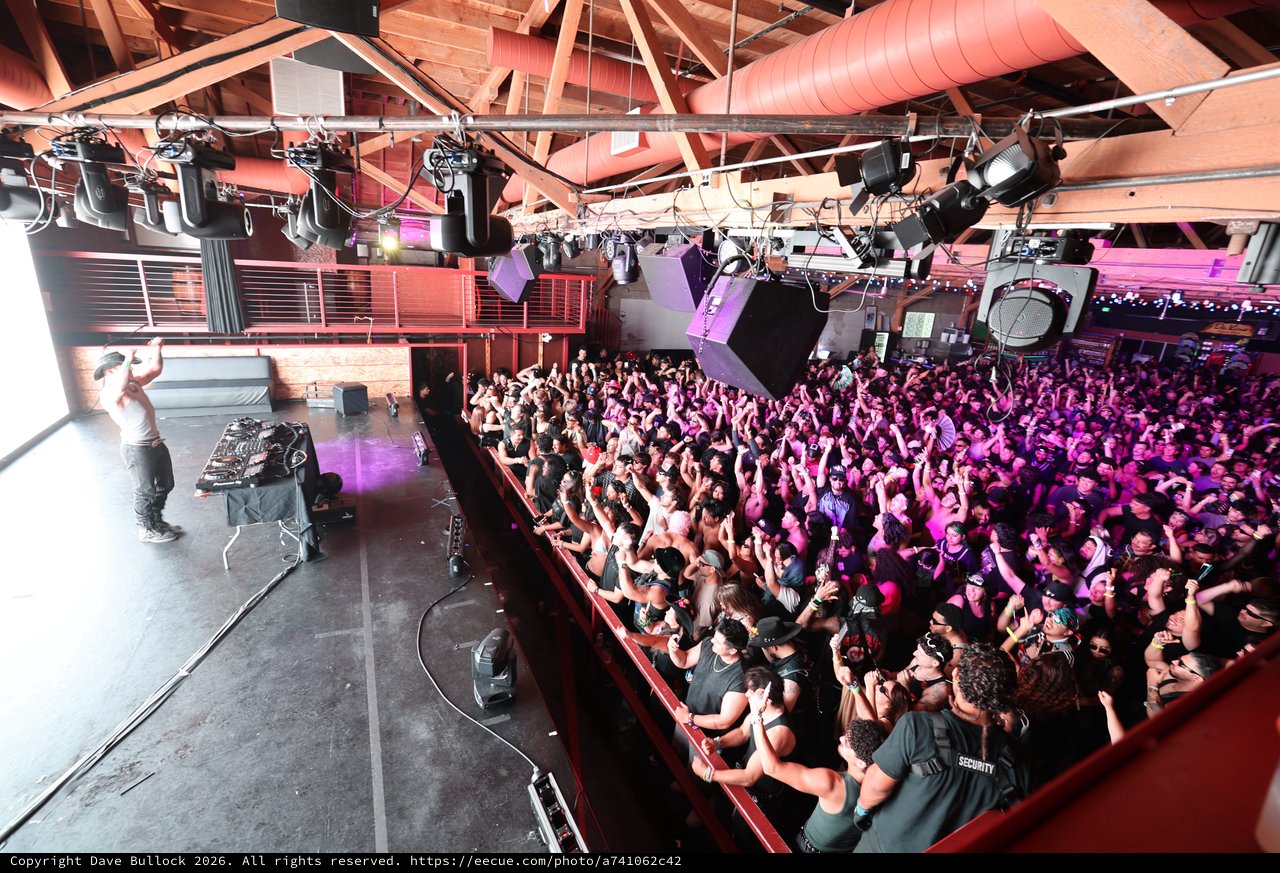 Massive Crowd Erupts at Wobbleland 2026 Bass Festival
