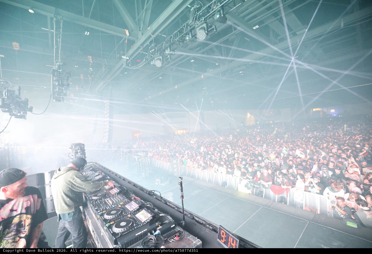 DJ Commands Massive Crowd at Wobbleland 2026