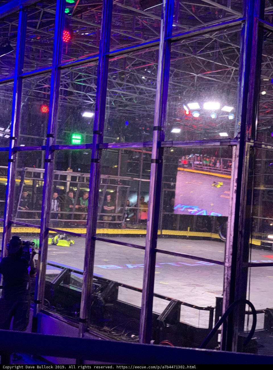 Thrilling Race in the Glowing Arena
