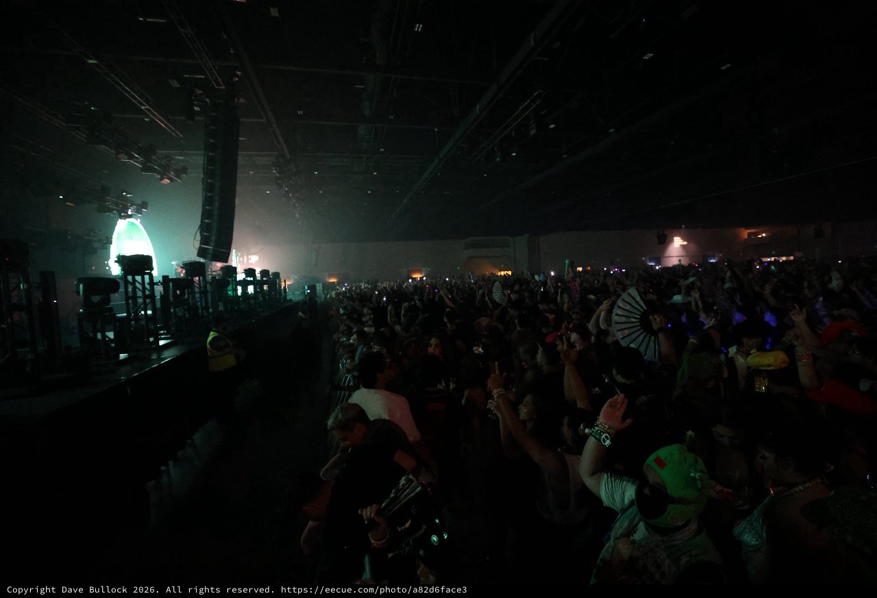 Massive Crowd Erupts at Wobbleland 2026 EDM Festival