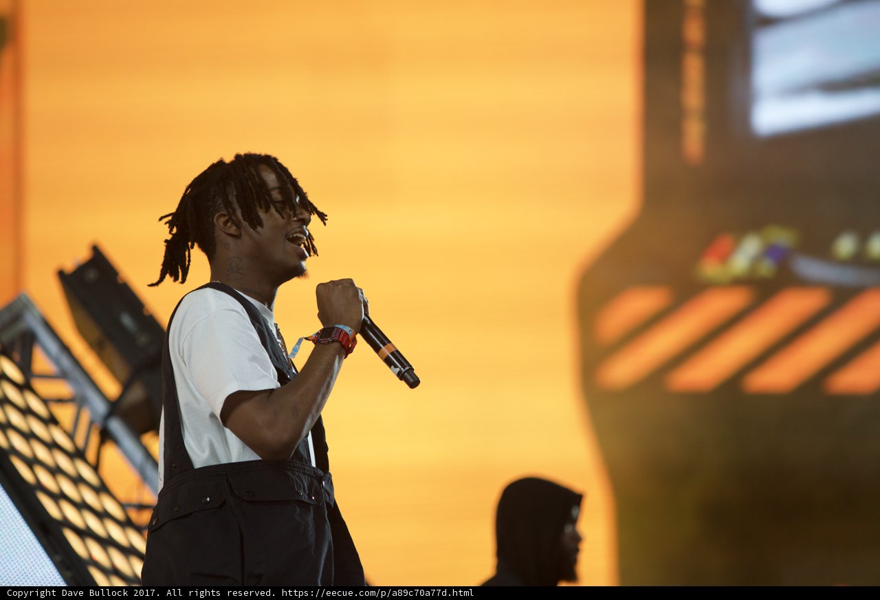 Solo Performance Under the Coachella Sky