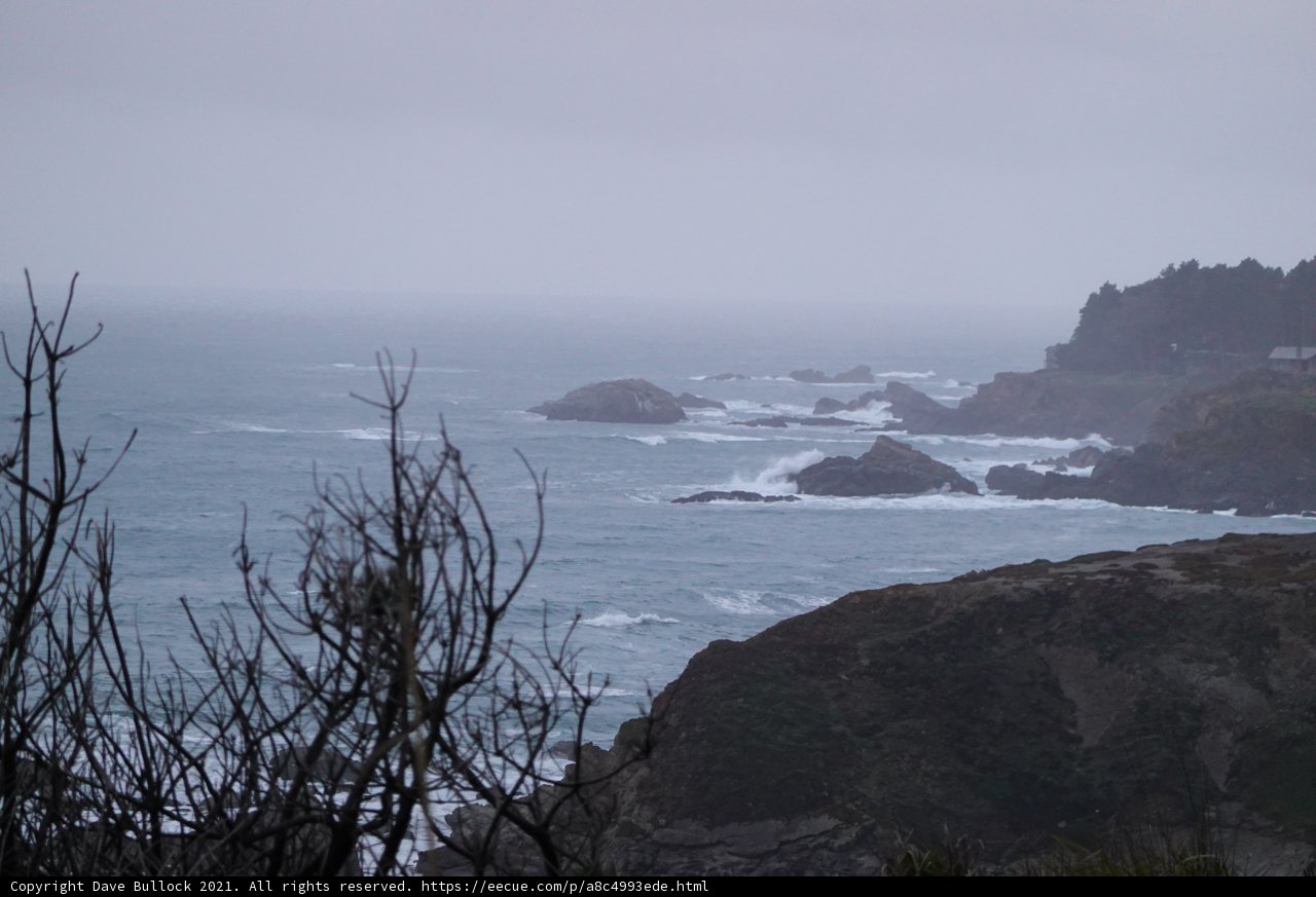 Promontory View of the Majestic Pacific Ocean